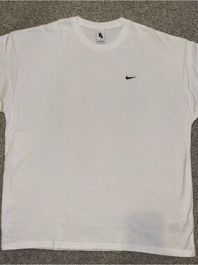 Nike Embroidered Swoosh Heavyweight T Shirt White Men’s Sz XL Brand New